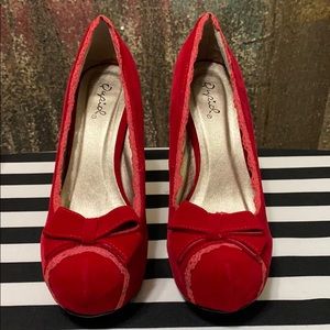 ⭐️ Red velvet Qupid stilettos.